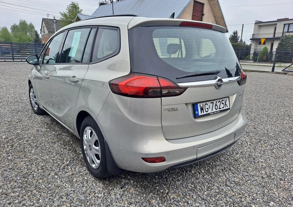 Opel Zafira cena 33900 przebieg: 131000, rok produkcji 2012 z Połczyn-Zdrój małe 232